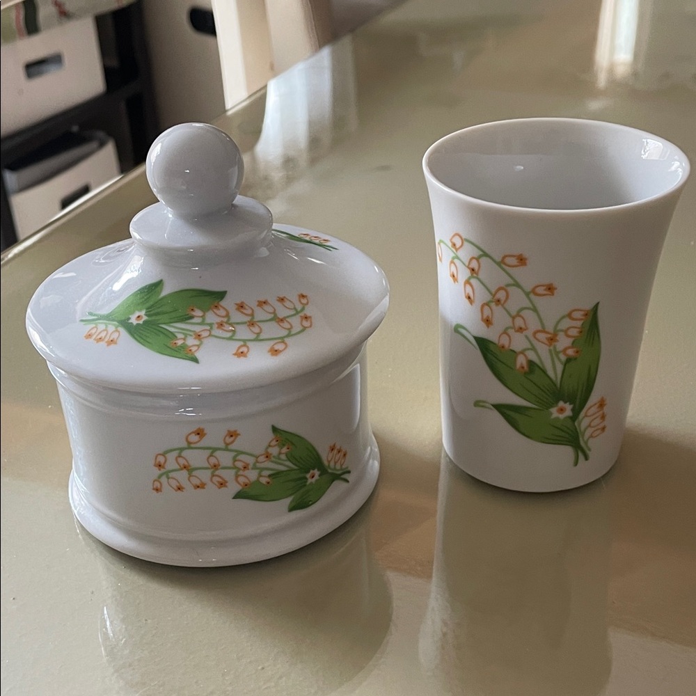 Lord & Taylor White Floral Bath Accessories Set